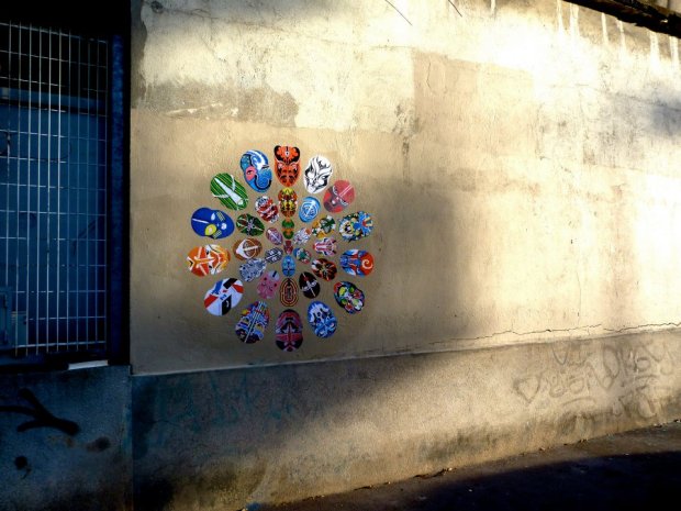 A second "grande roue" (or mandala) by BauBô gracing another wall of the 10ème in the early hours of Christmas morning 2012.